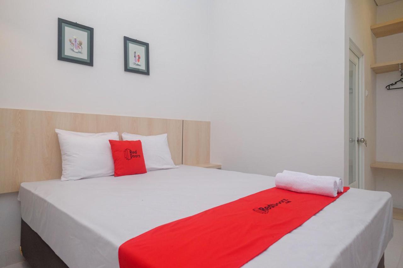 Reddoorz Syariah @ Tlogosari Semarang 호텔 Alastuwo 외부 사진